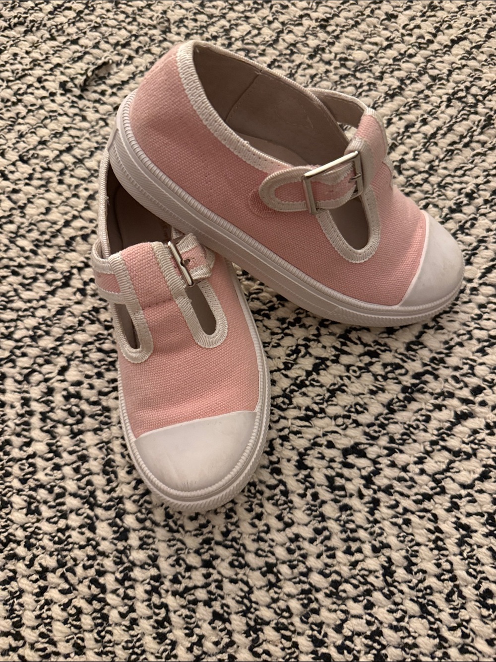 Shrimp and Grits Little Girls Mary Jane Sneaker